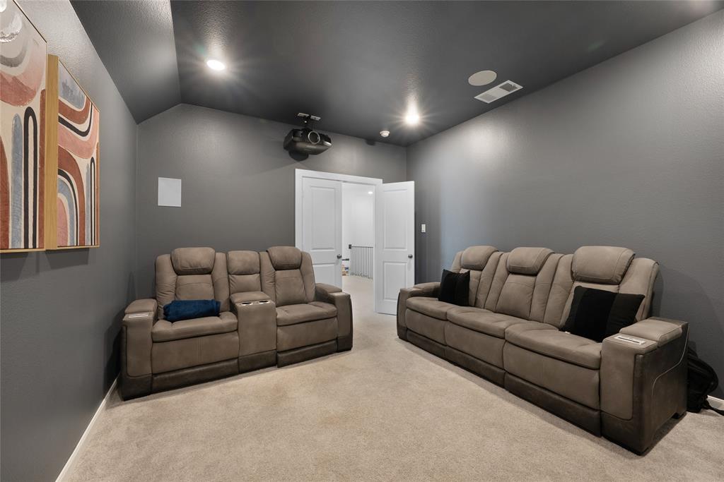 4828 Celestial Road McKinney, TX 75071 - Photo 18 of 32 Gallery Image 18