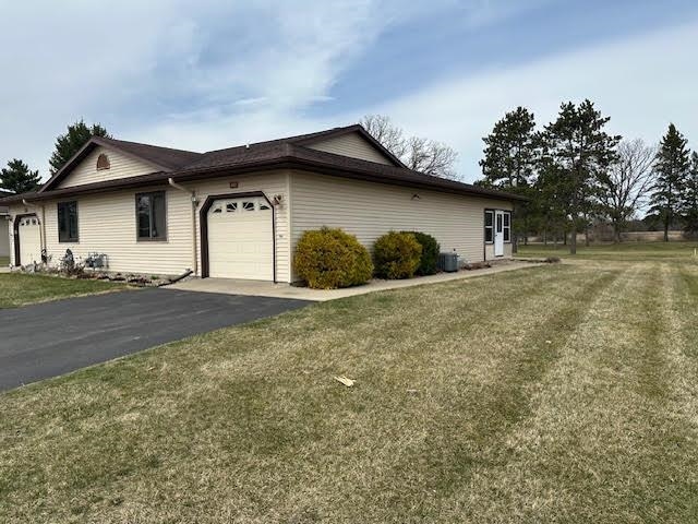 623 Saddle Ridge Portage, WI 53901 - Photo 1 of 43