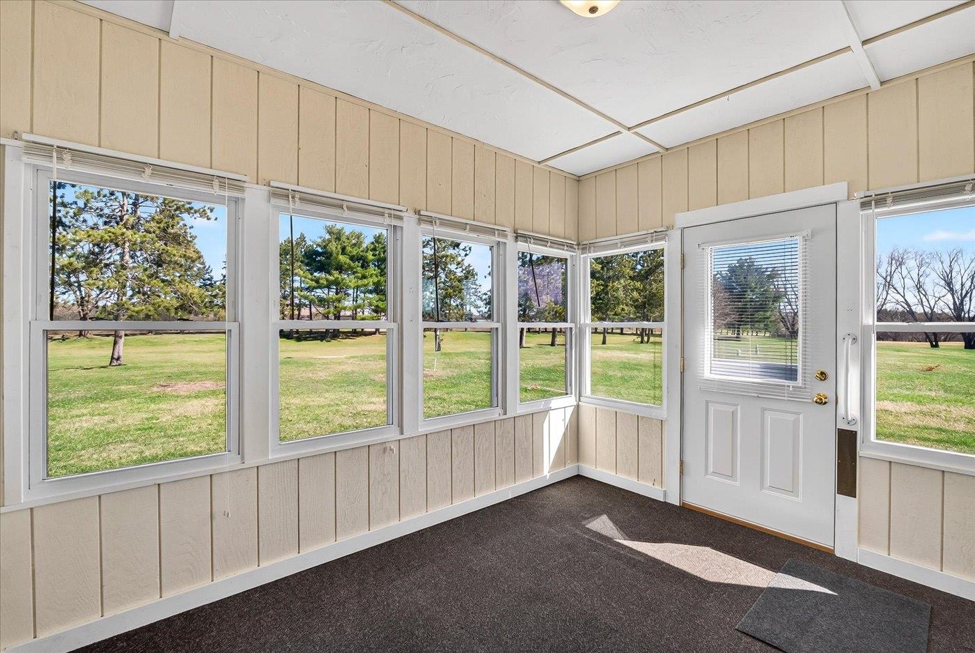 623 Saddle Ridge Portage, WI 53901 - Photo 14 of 43