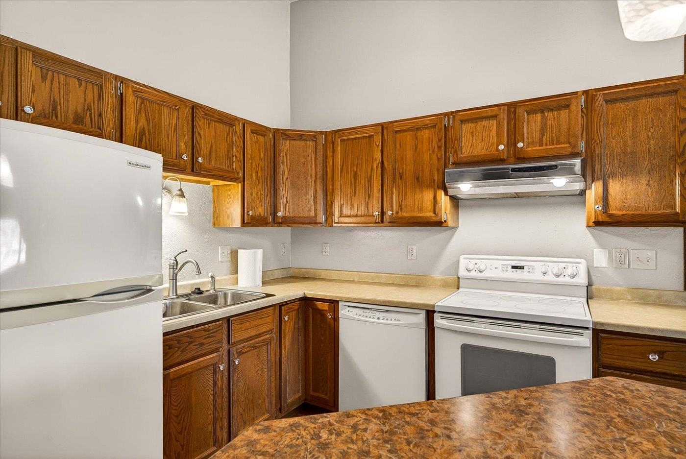 623 Saddle Ridge Portage, WI 53901 - Photo 20 of 40