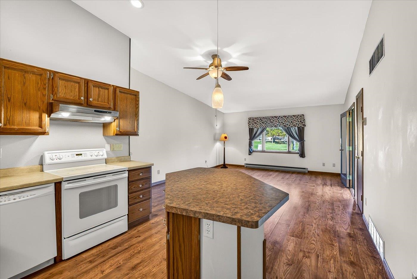 623 Saddle Ridge Portage, WI 53901 - Photo 24 of 43