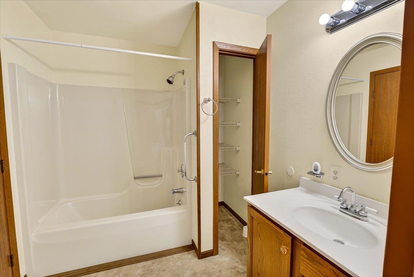 623 Saddle Ridge Portage, WI 53901 - Photo 32 of 43