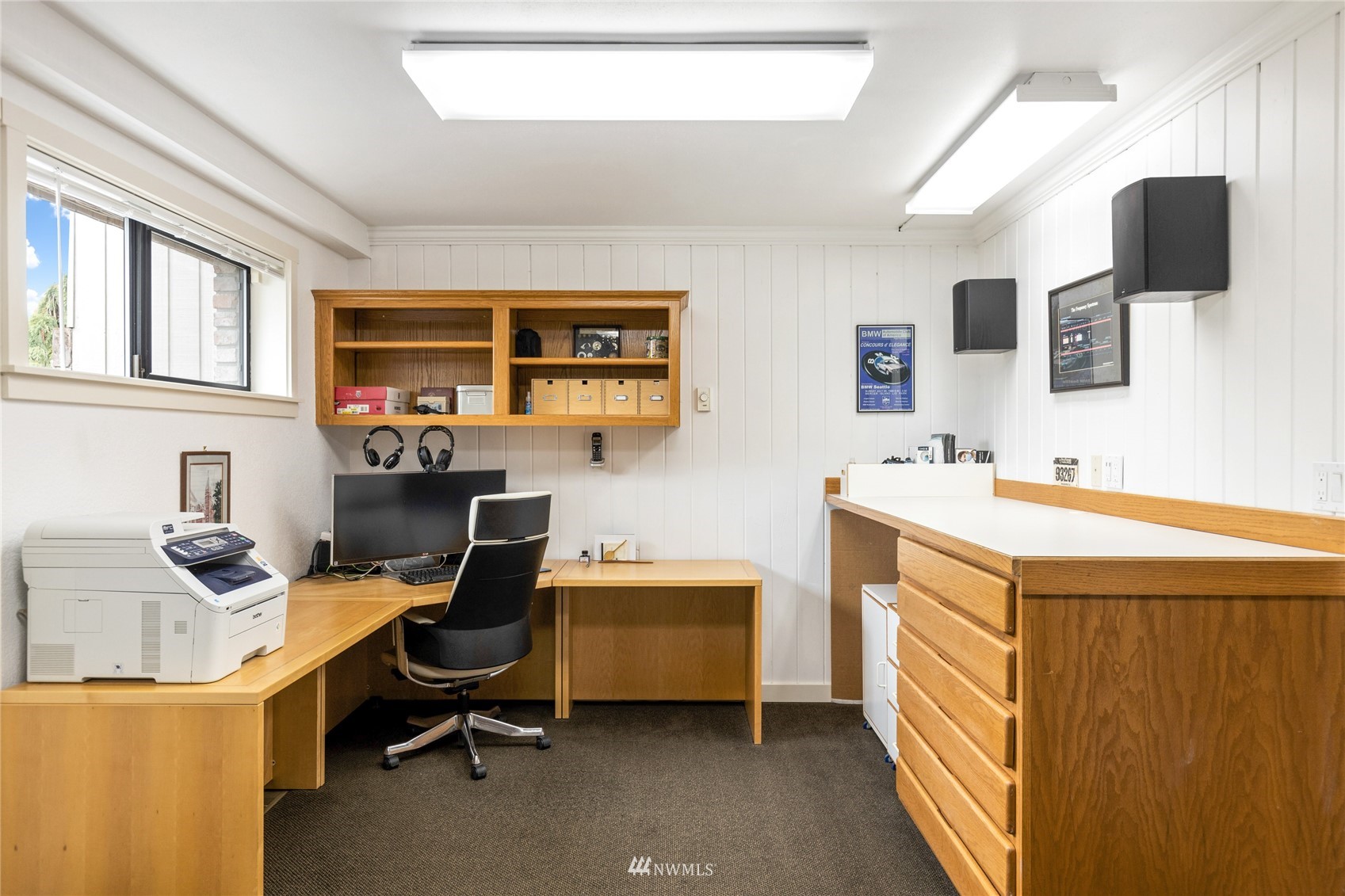601 View Ridge Drive Everett, WA 98203 - Photo 28 of 38 a view of a workspace with furniture and a window