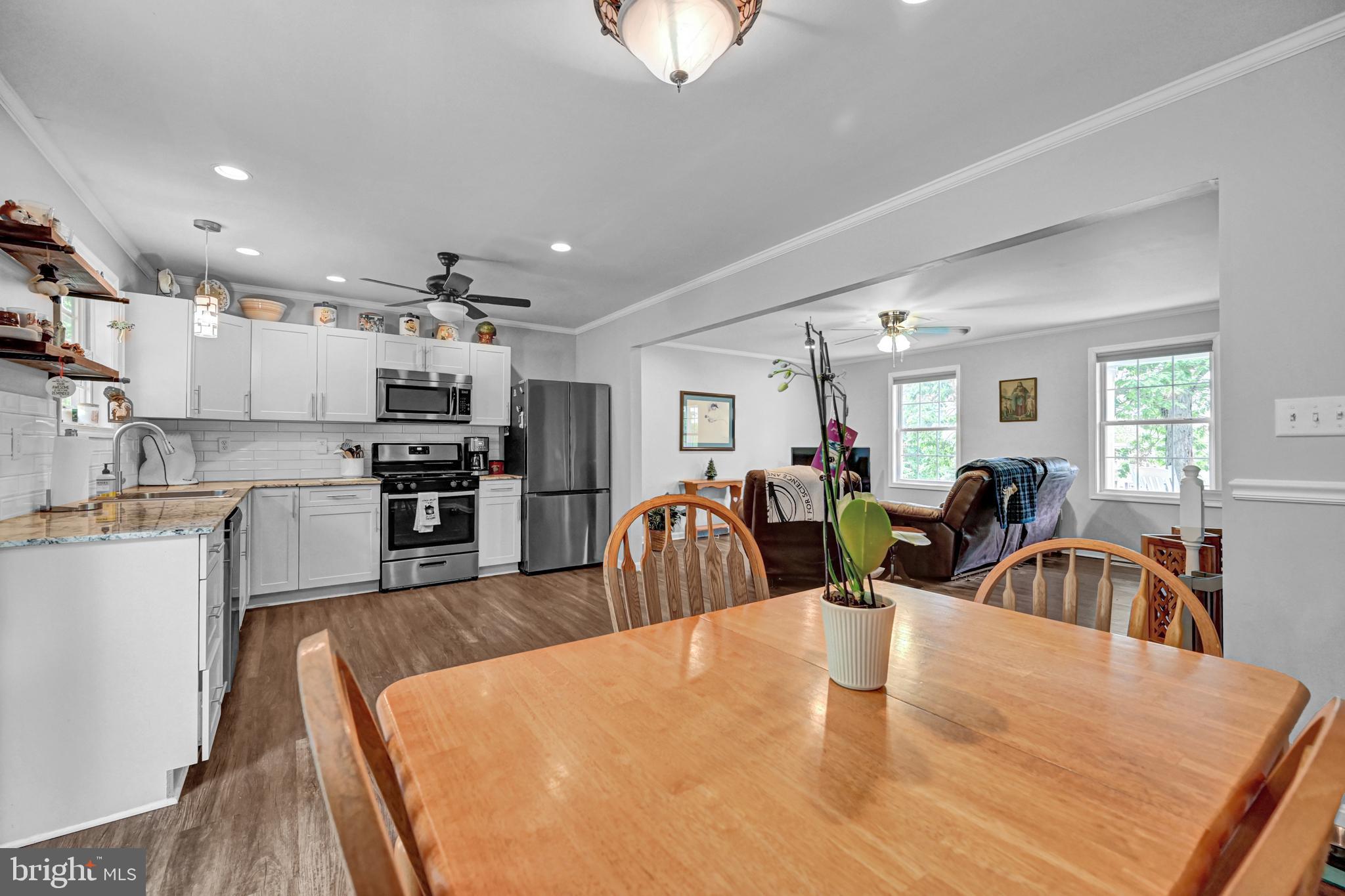 18 Deep Powder Trail Fairfield, PA 17320 - Photo 4 of 46 Gallery Image 4