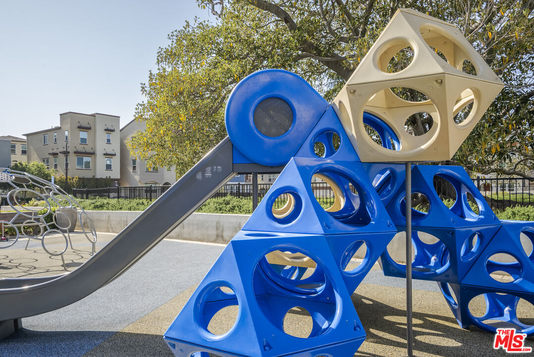 756 Daniel Freeman Circle Inglewood, CA 90301 - Photo 44 of 54