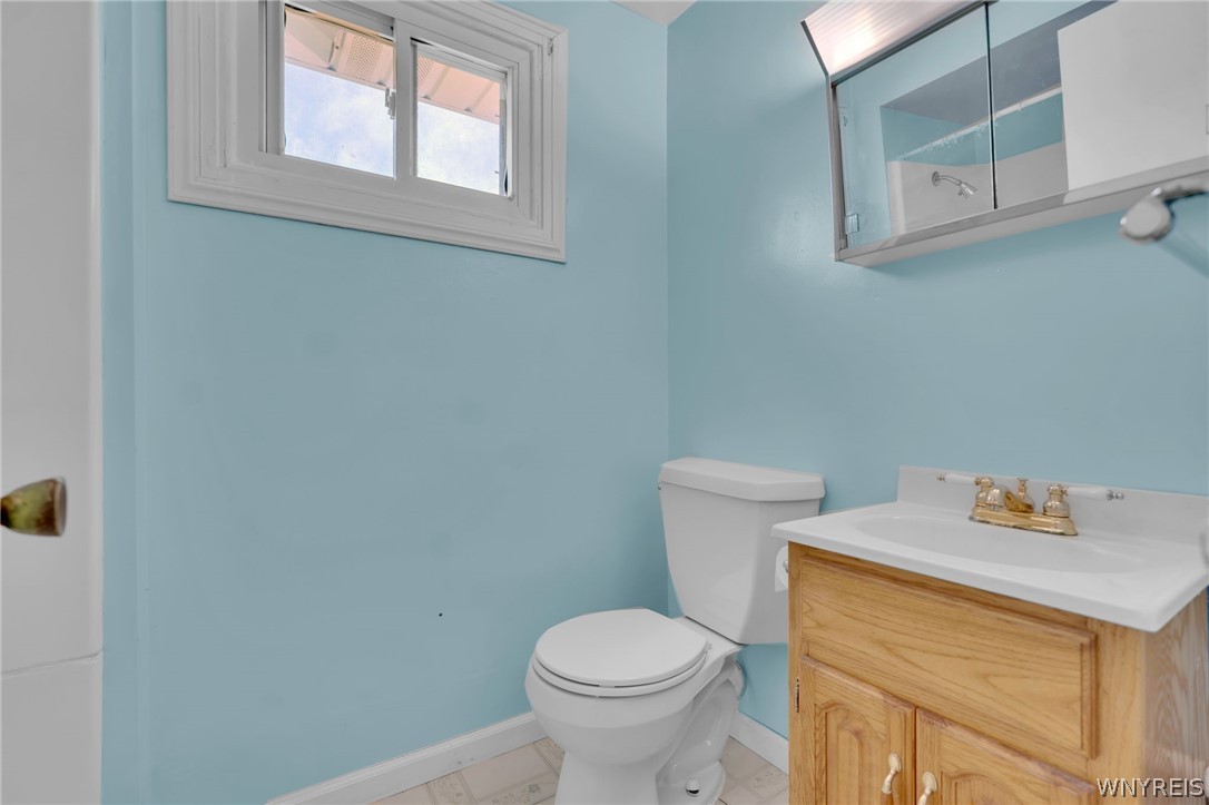 208 Bennington Road Amherst, NY 14226 - Photo 29 of 41