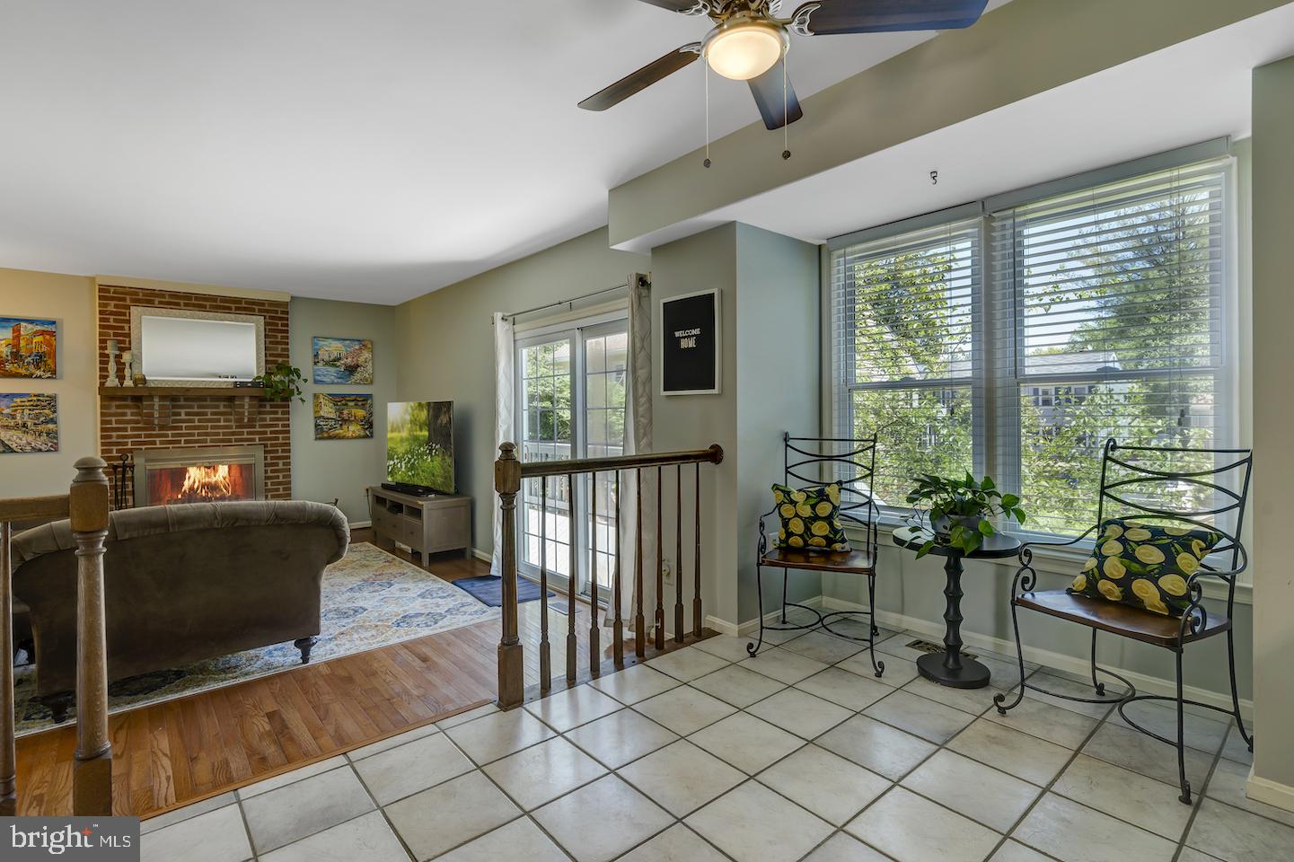 14903 Alpine Meadow Lane Silver Spring, MD 20906 - Photo 11 of 49 Eat in kitchen flowing into the family room