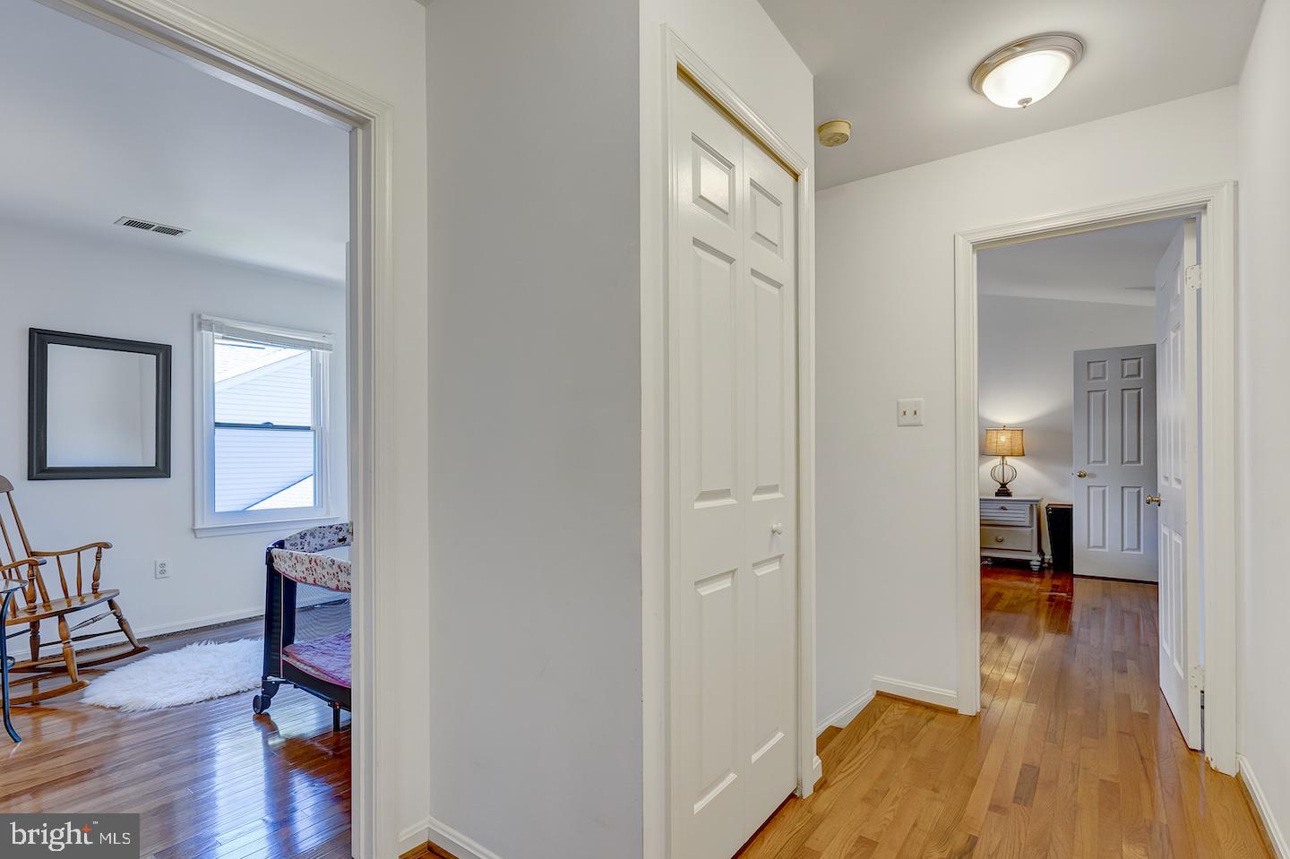 14903 Alpine Meadow Lane Silver Spring, MD 20906 - Photo 17 of 49 Upper level landing