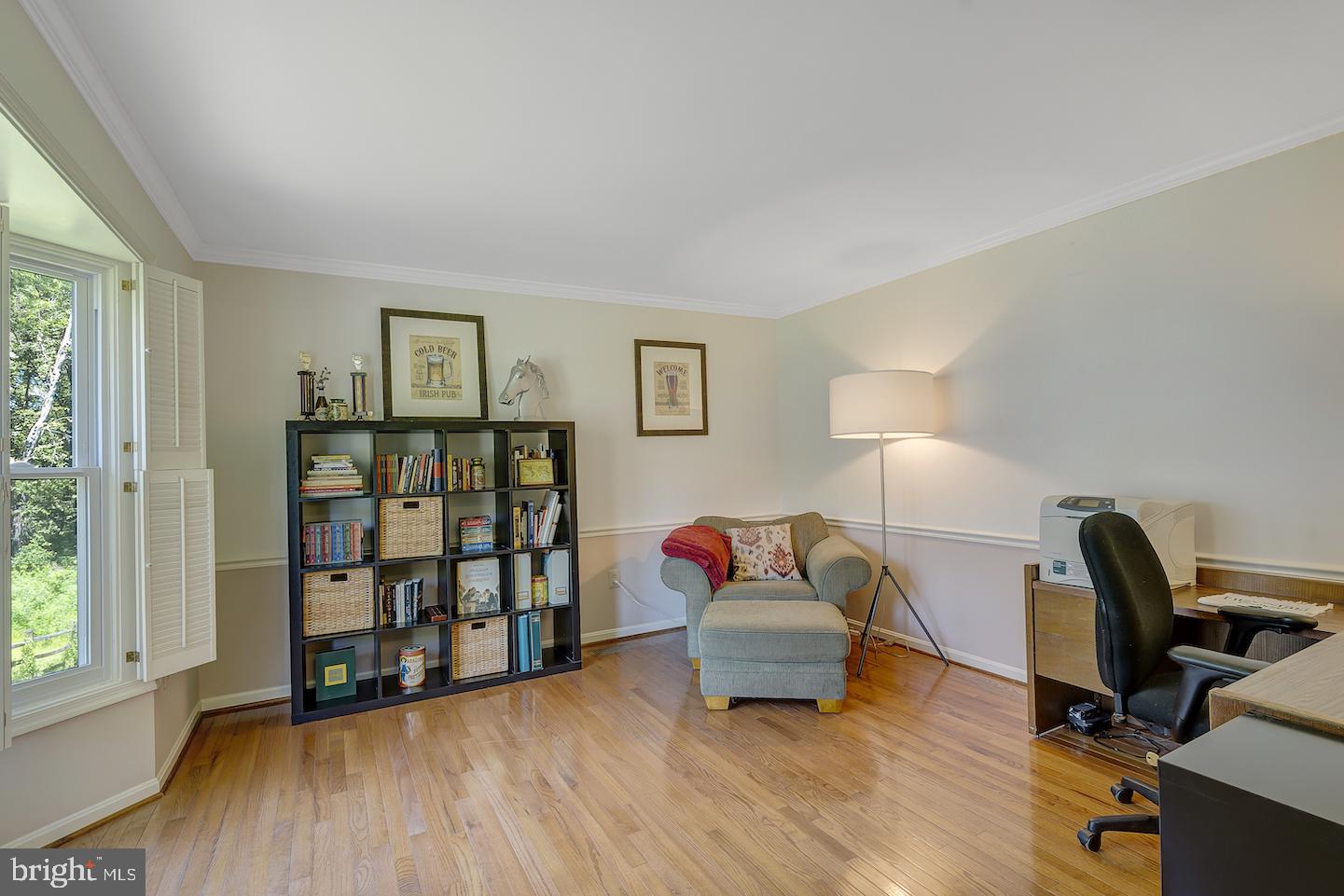 14903 Alpine Meadow Lane Silver Spring, MD 20906 - Photo 3 of 49 Living room/ bright home office