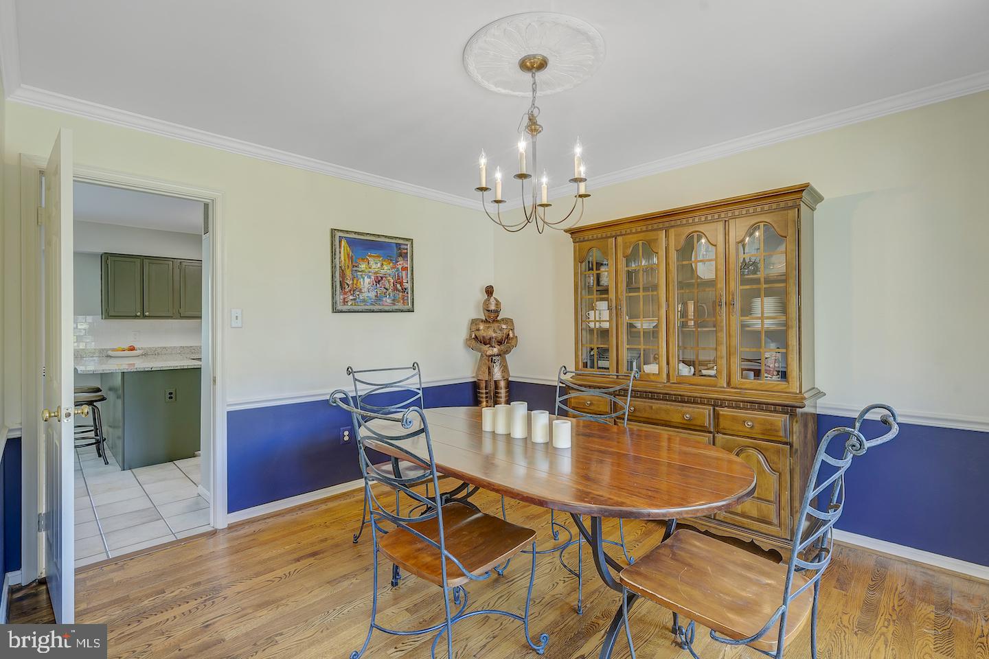 14903 Alpine Meadow Lane Silver Spring, MD 20906 - Photo 5 of 49 Dining room with "Royal Protection"