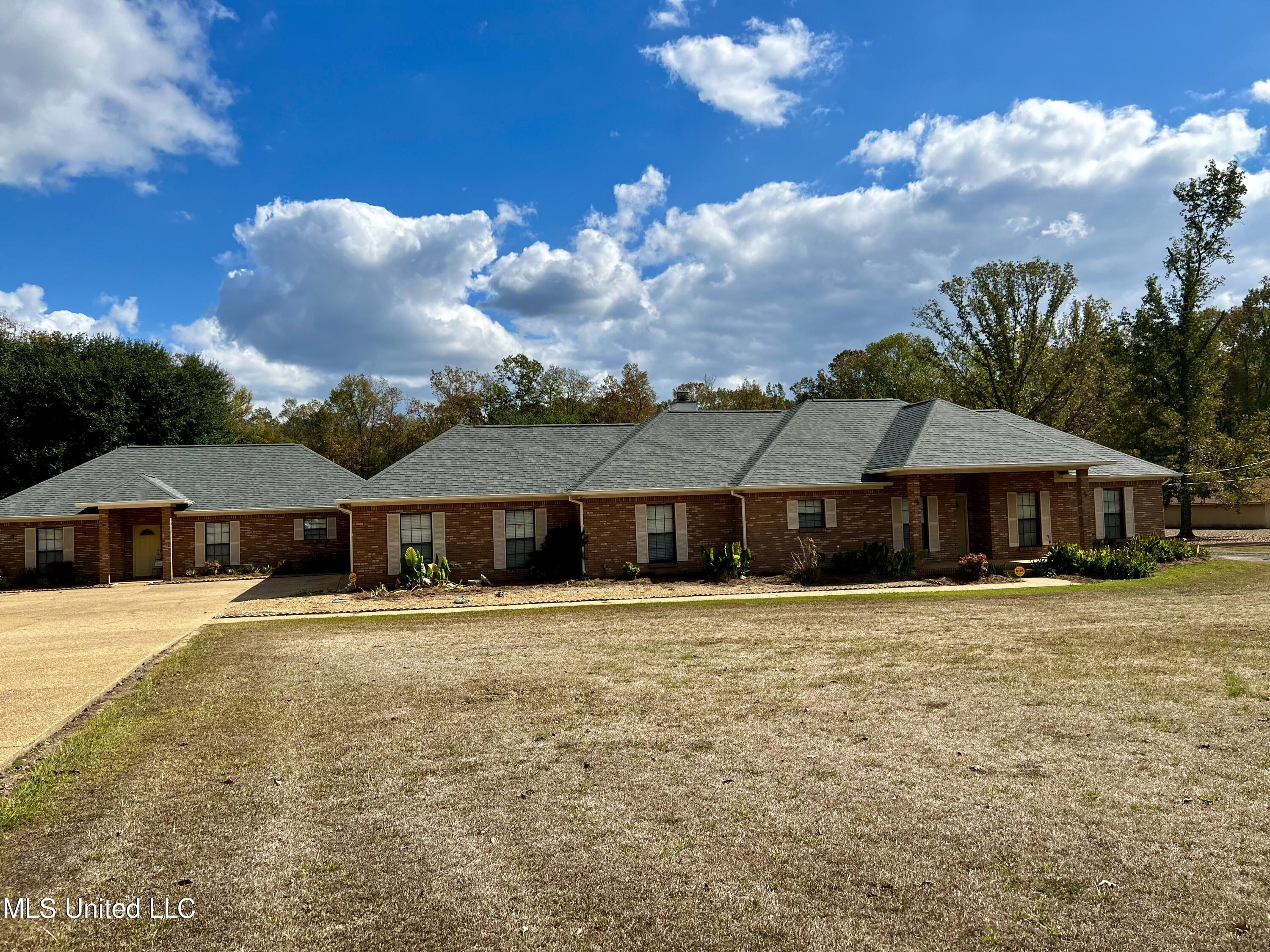 2440 Flowers Road Terry, MS 39170 - Photo 3 of 72 FD901F9A-32FA-4C77-82D0-D0A34CB932CD_1_2