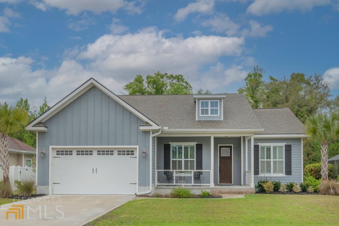 111 Rindle Trace St. Marys, GA 31558 - Photo 1 of 1 front view of house with a yard