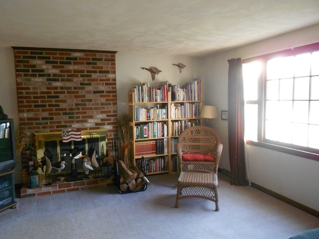 10 Virgo Lane Townsend, MA 01469 - Photo 3 of 14