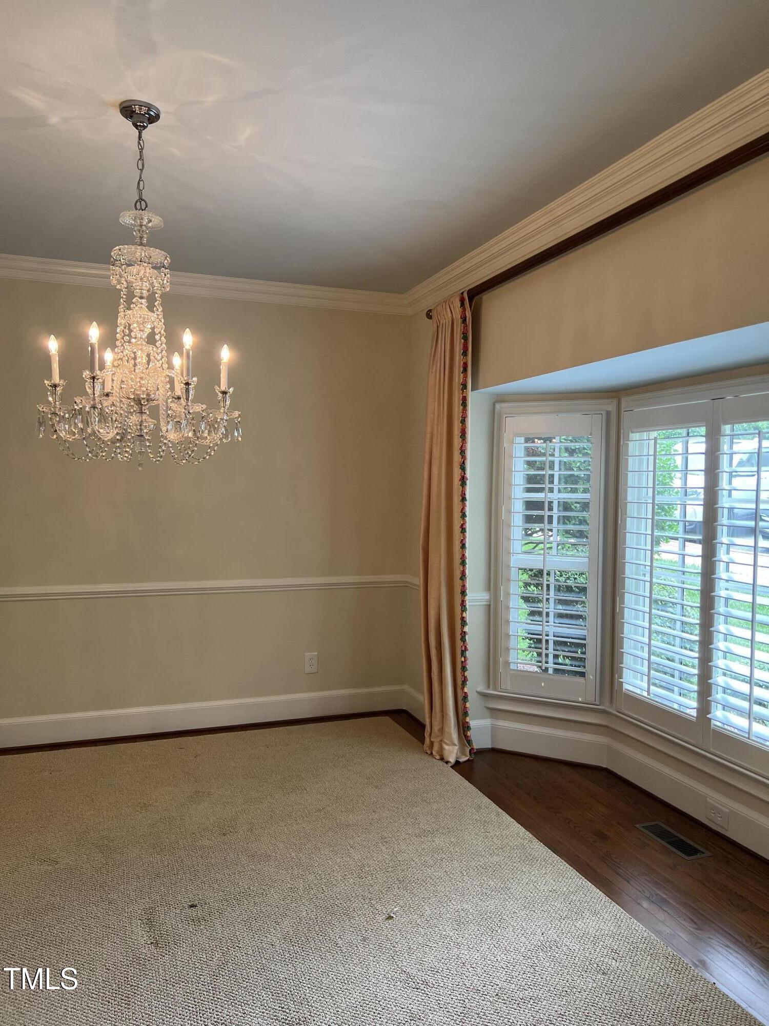 3349 Ridgecrest Court Raleigh, NC 27607 - Photo 3 of 19 IMG_5820