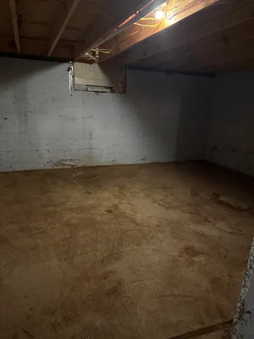 $224,900 | 44 Penobscot Avenue, Howland, ME 04448