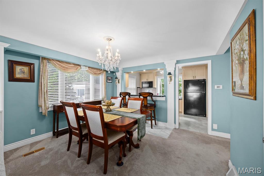 711 Riverview Drive Alton, IL 62002 - Photo 11 of 51