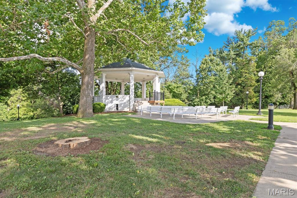 711 Riverview Drive Alton, IL 62002 - Photo 46 of 51