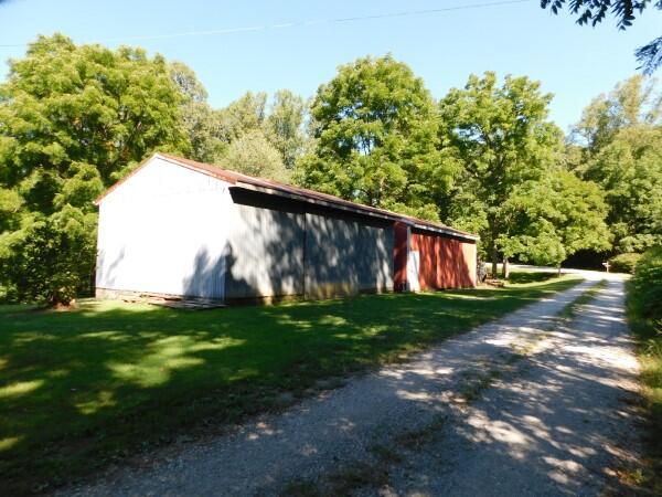 19827 Loomis Road Nelsonville, OH 45764 - Photo 14 of 31 087