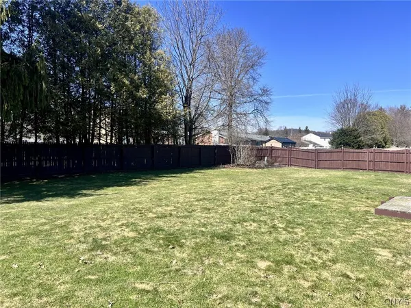 $319,900 | 13 Hickory Park Road, Cortland, NY 13045