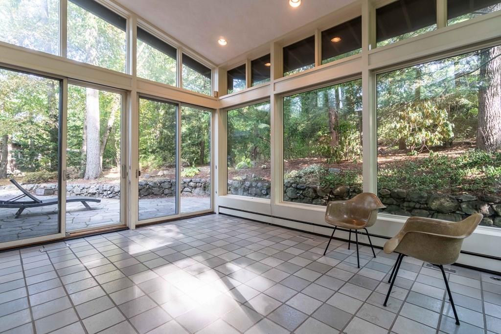 28 Peacock Farm Road Lexington, MA 02421 - Photo 17 of 29