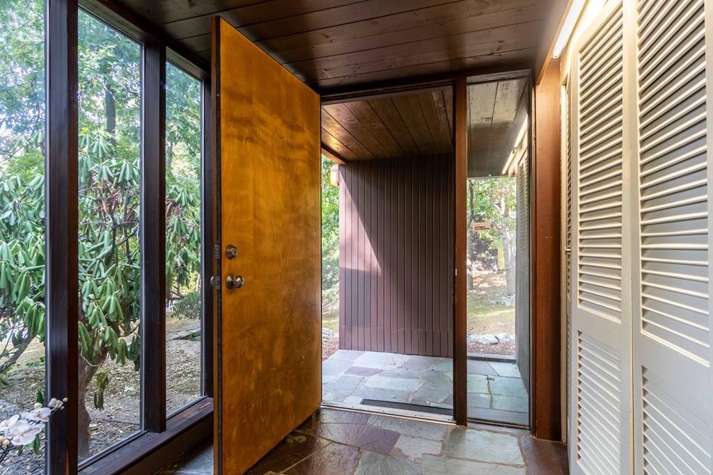 28 Peacock Farm Road Lexington, MA 02421 - Photo 5 of 29 a view of entryway