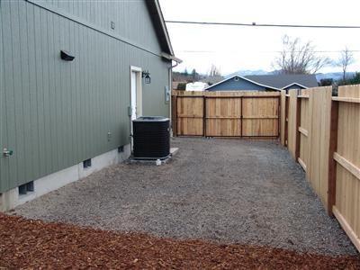 3535 Delta Waters Road Medford, OR 97504 - Photo 7 of 11 Additional Photo