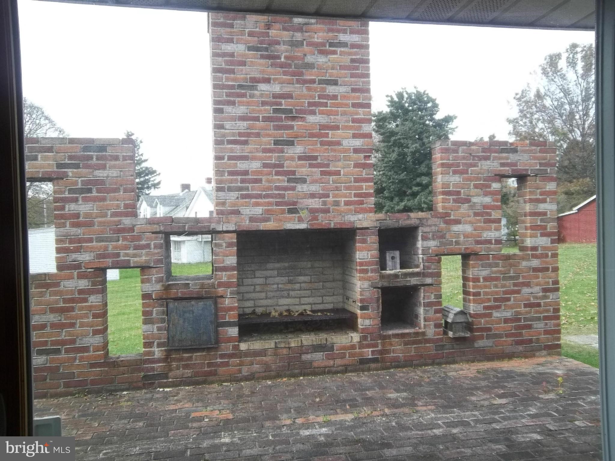 4 Park Circle Rising Sun, MD 21911 - Photo 16 of 20 Brick Patio & Brick BBQ (as is)