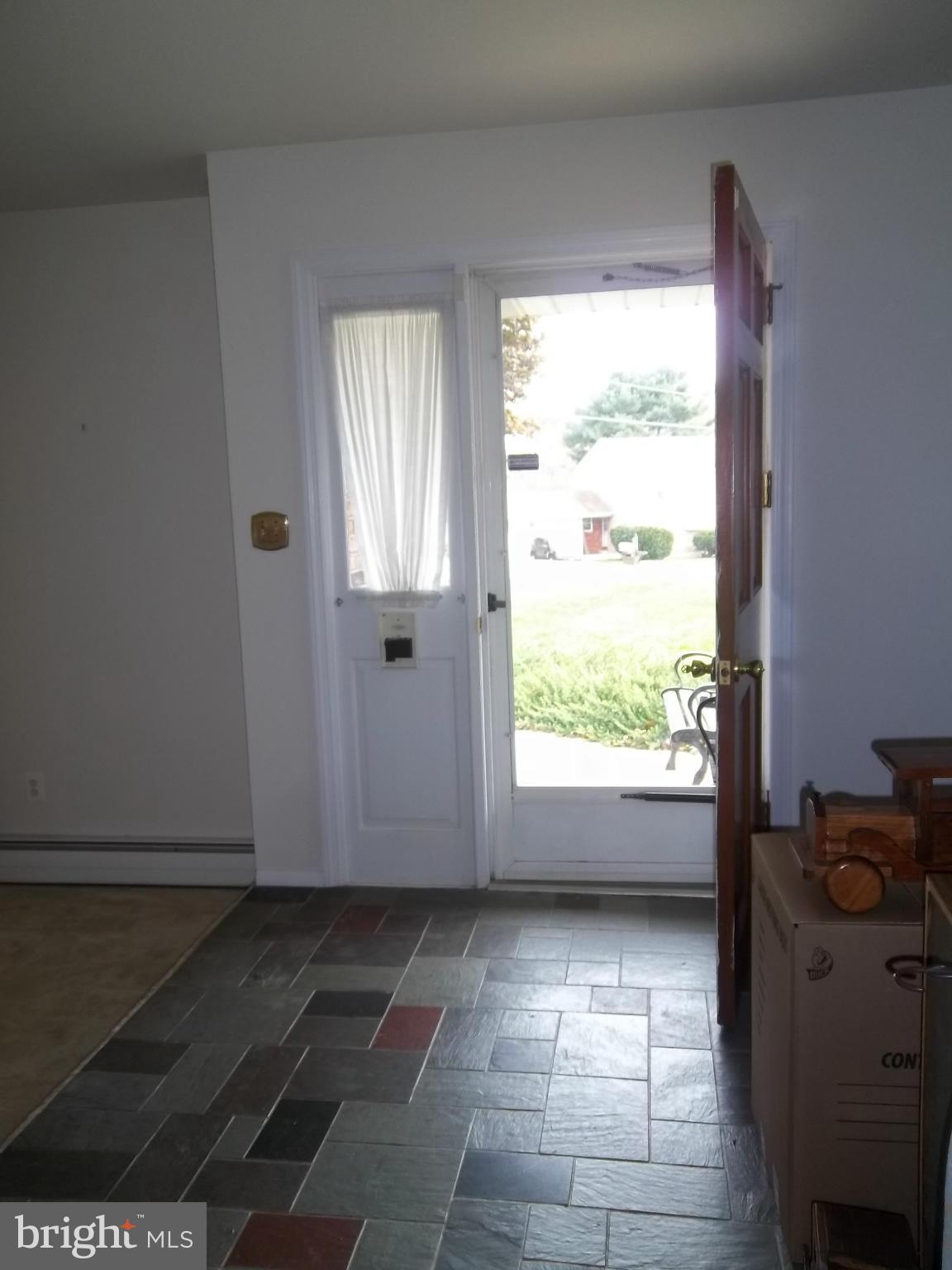 4 Park Circle Rising Sun, MD 21911 - Photo 3 of 20 Foyer