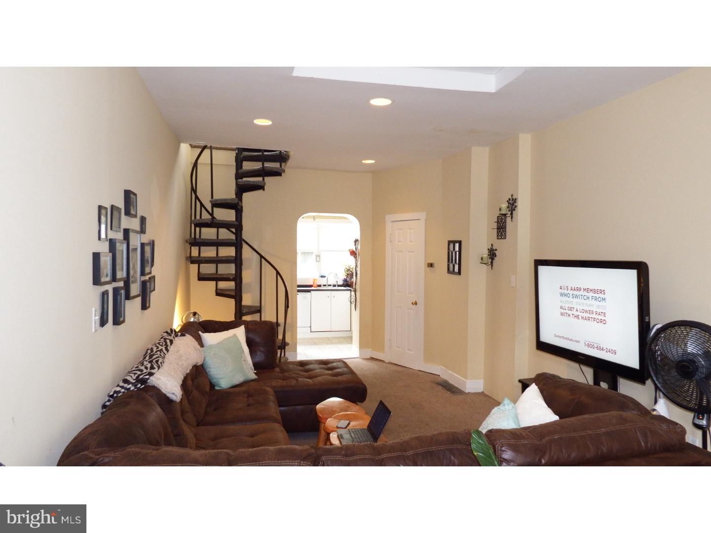 140 Wendover Street Philadelphia, PA 19127 - Photo 3 of 13