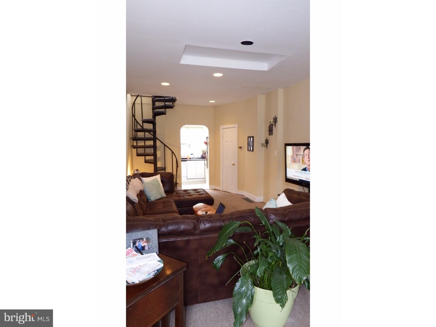 140 Wendover Street Philadelphia, PA 19127 - Photo 4 of 13