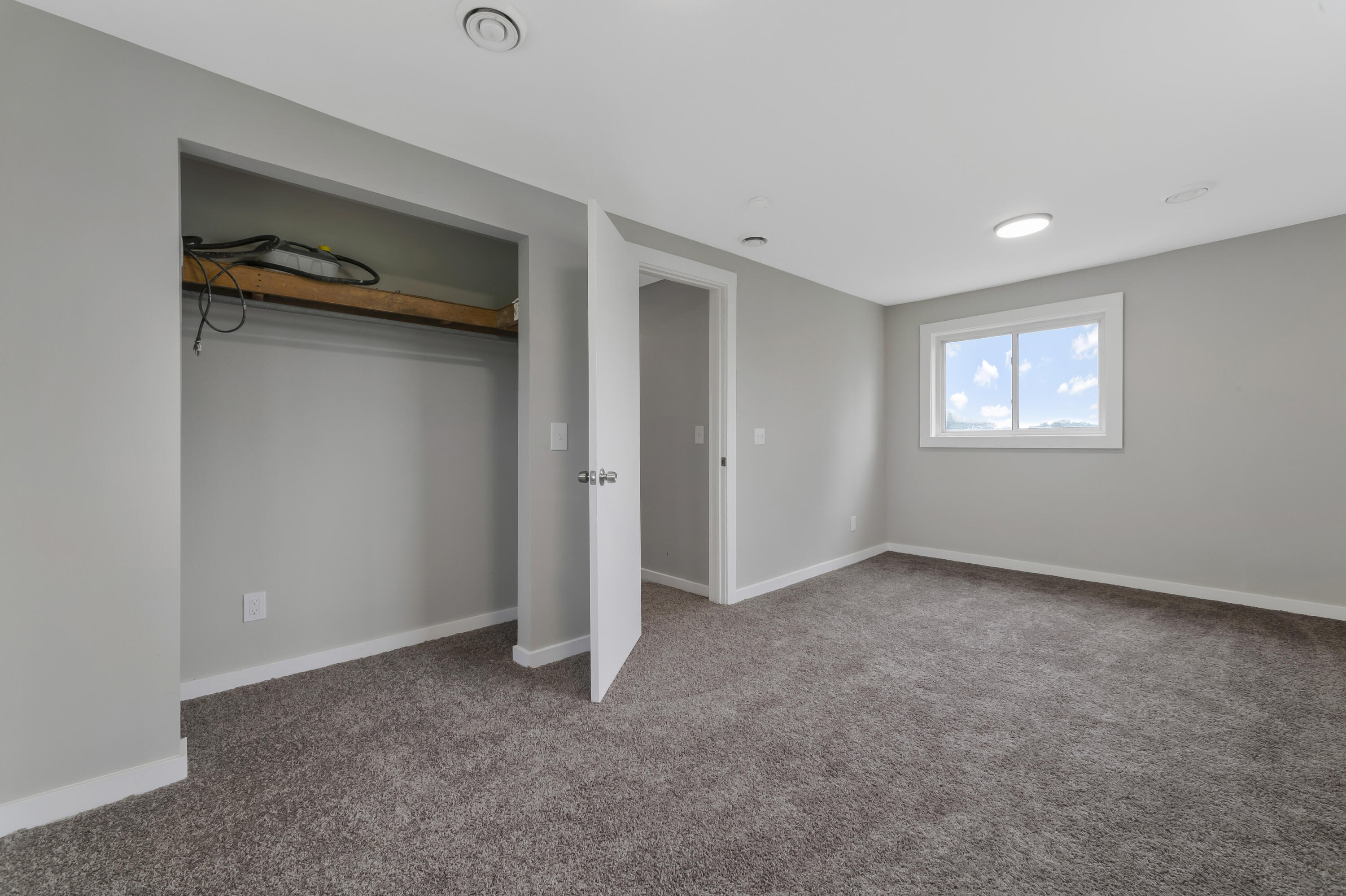 7666 Brooks Road Brown City, MI 48416 - Photo 8 of 40 BRO_0479