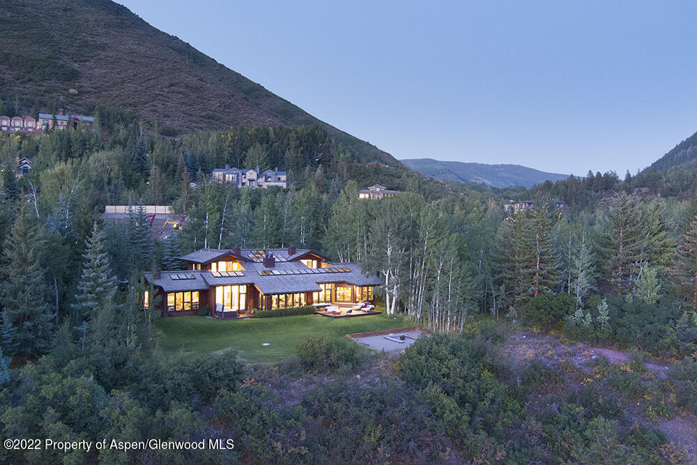 352 East Reds Road Aspen, CO 81611 - Photo 14 of 46 352eReds_WEB22091251