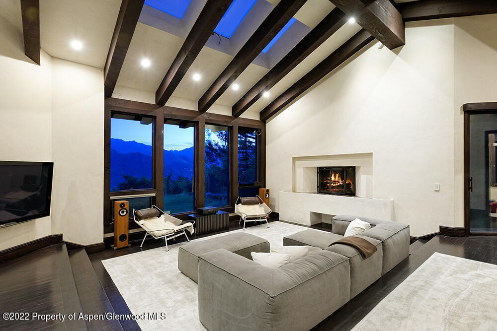 352 East Reds Road Aspen, CO 81611 - Photo 20 of 46 352eReds_WEB22091201