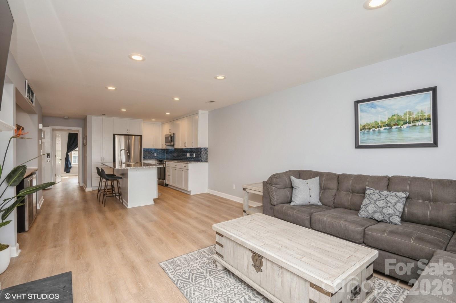 13822 Queens Harbor Road, Unit H Charlotte, NC 28278 - Photo 12 of 38