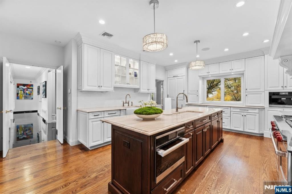 8 Stanton Road Tenafly, NJ 07670 - Photo 8 of 31