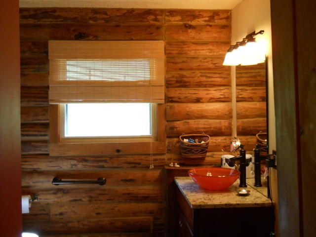 73 Hc Road Alderson, WV 24910 - Photo 37 of 51 Hall Bath