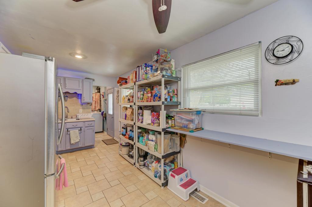 105 Queenswood Road Bolingbrook, IL 60440 - Photo 9 of 22