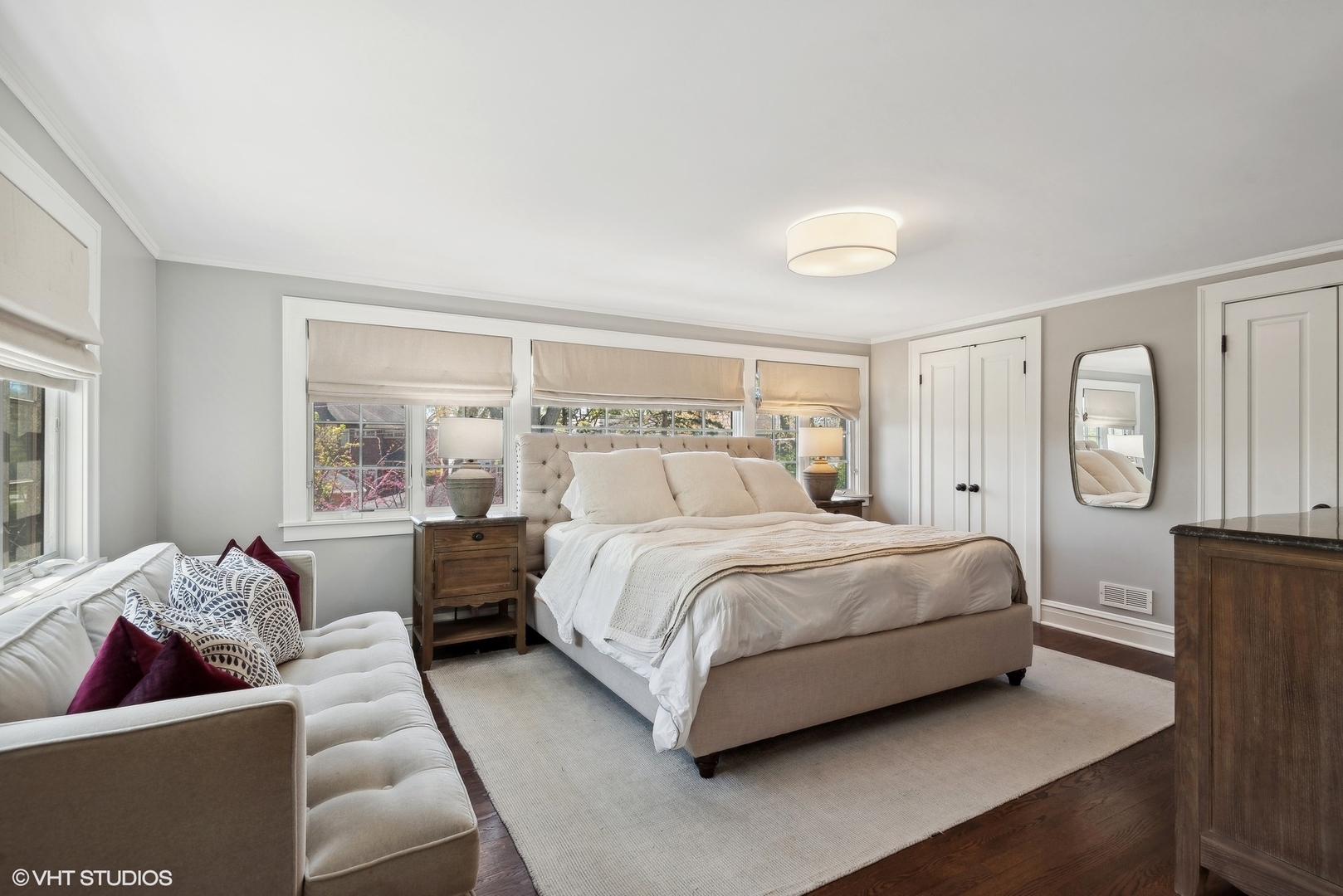 1701 Forest Avenue Wilmette, IL 60091 - Photo 16 of 35 a bedroom with a bed and couch