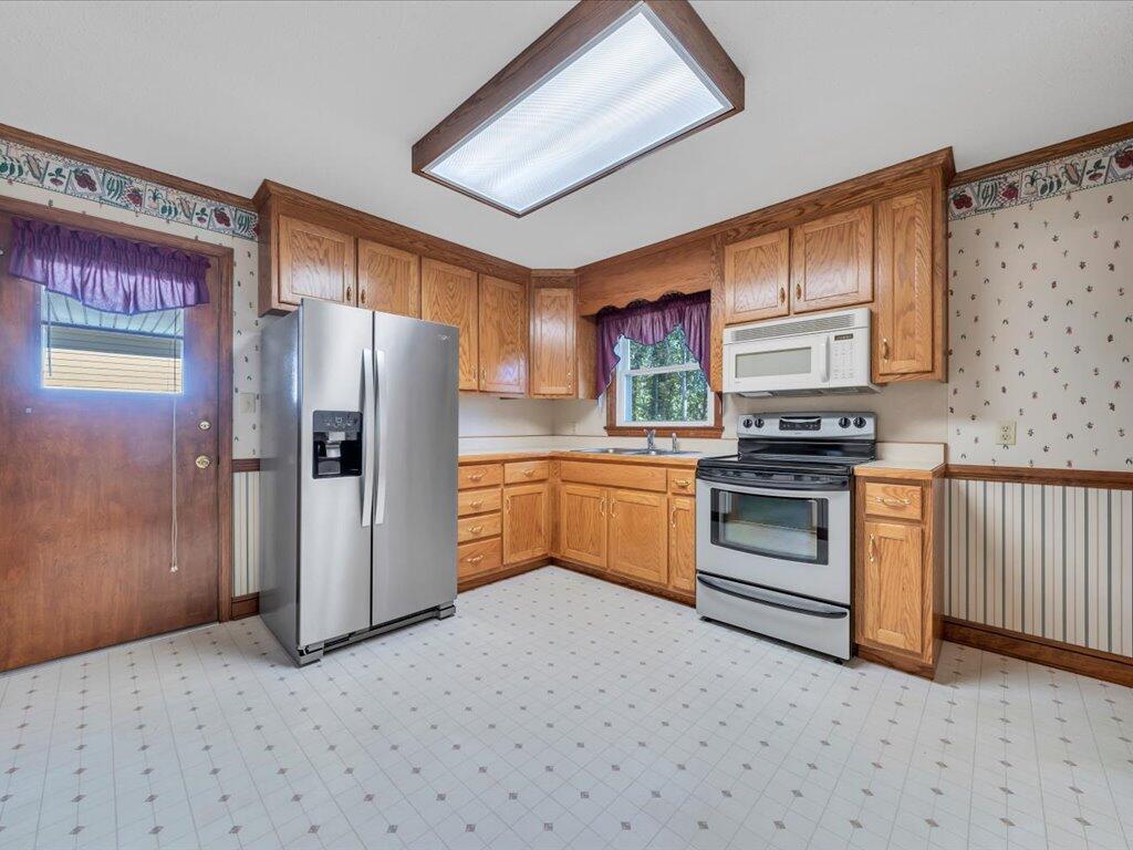 611 Murphy Road Collinsville, VA 24078 - Photo 8 of 38 08-MIB05101