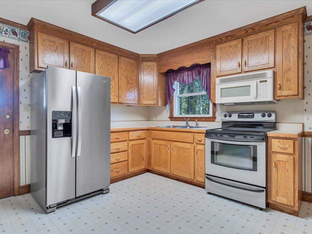 611 Murphy Road Collinsville, VA 24078 - Photo 9 of 38 09-MIB05104