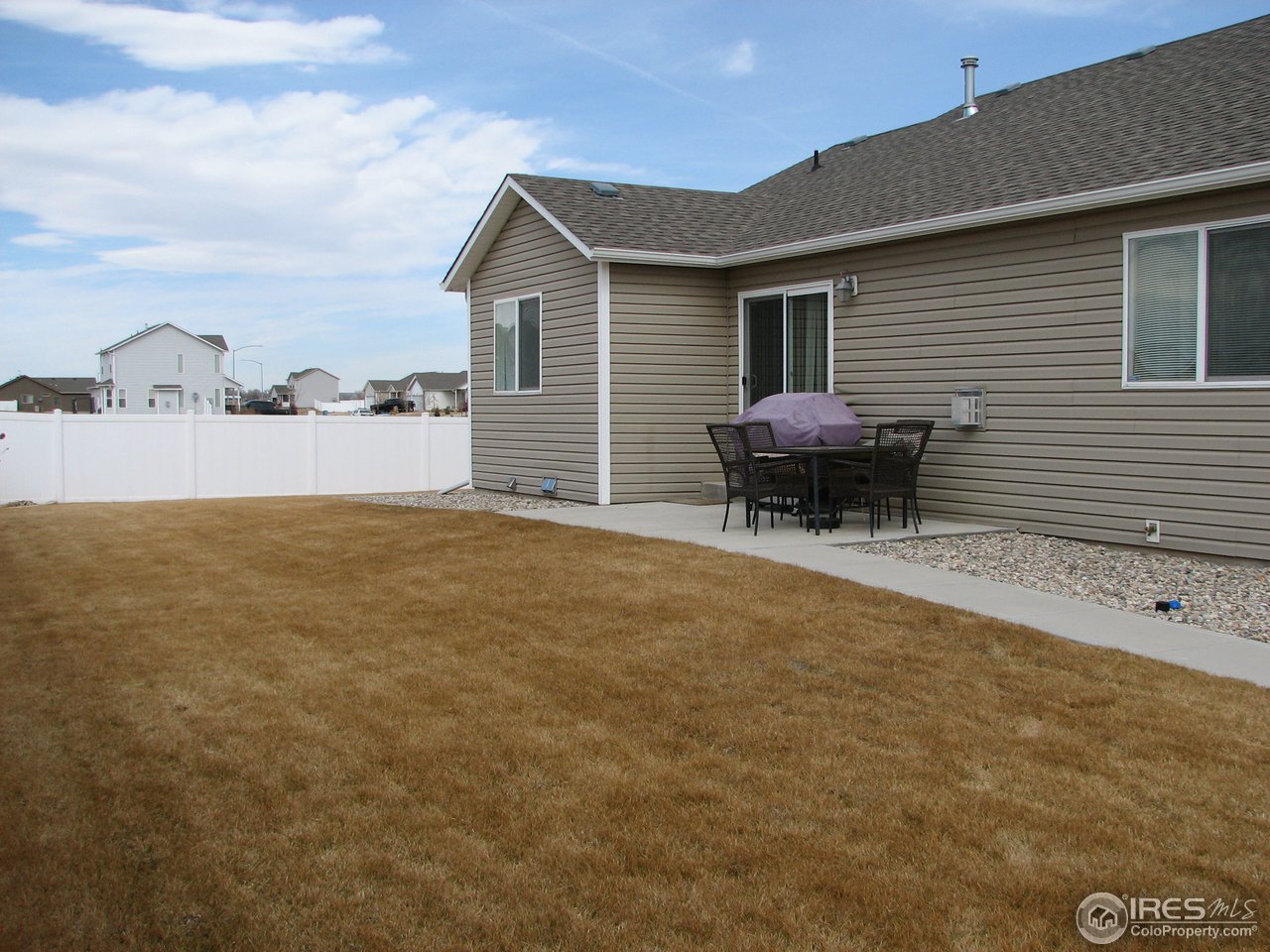 6887 McClellan Road Wellington, CO 80549 - Photo 24 of 25 Large back patio