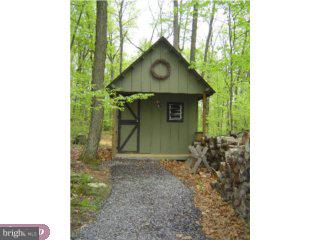 1098 Zepp Road Green Lane, PA 18054 - Photo 3 of 6