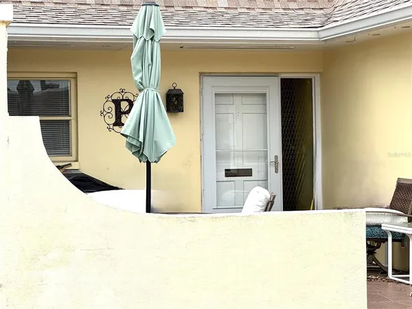 $2,300 | 610 Indian Rocks Road North, Unit 103, Belleair Bluffs, FL 33770