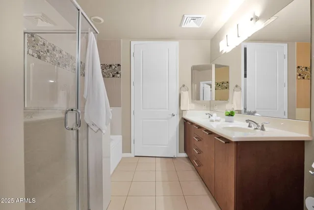 $532,500 | 1 East Lexington Avenue, Unit 1101, Phoenix, AZ 85012