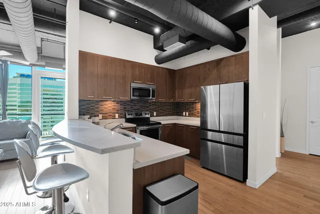 $532,500 | 1 East Lexington Avenue, Unit 1101, Phoenix, AZ 85012