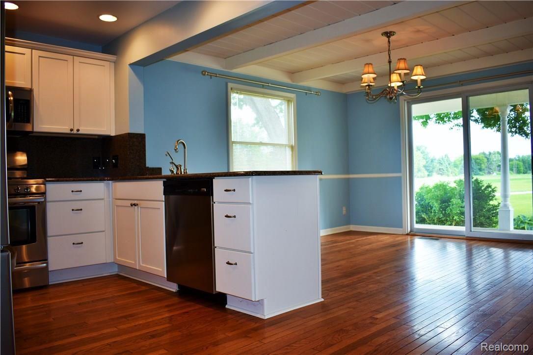 9319 Beecher Road Flushing, MI 48433 - Photo 27 of 67 DSC_0020 (2).JPG