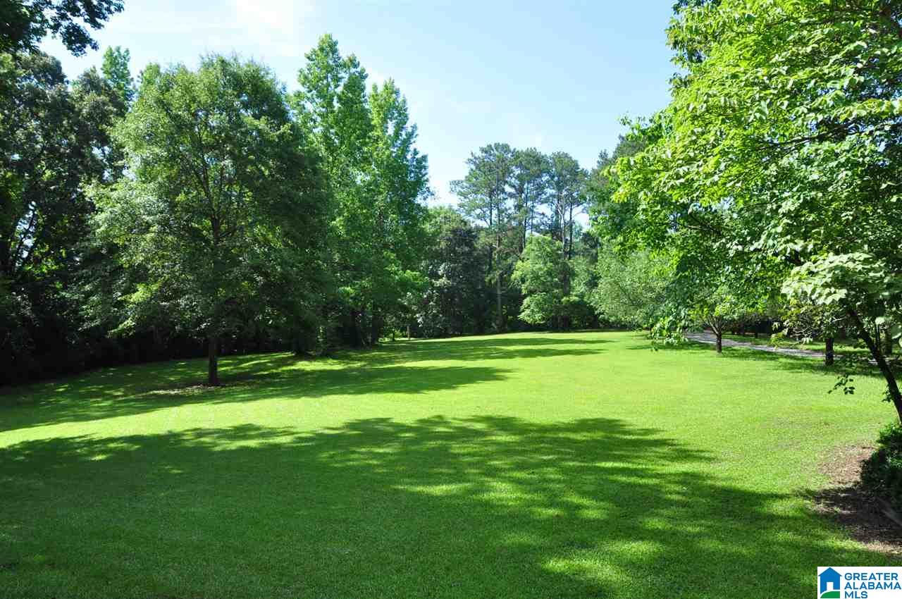 1511 Mission Hills Road Alabaster, AL 35007 - Photo 3 of 37