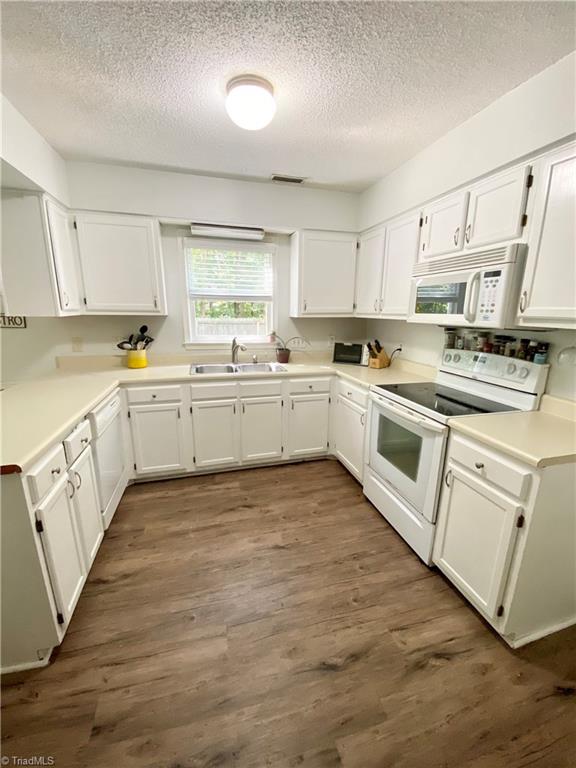 6309 Ridge Haven Road Greensboro, NC 27410 - Photo 8 of 26 Gallery Image 8