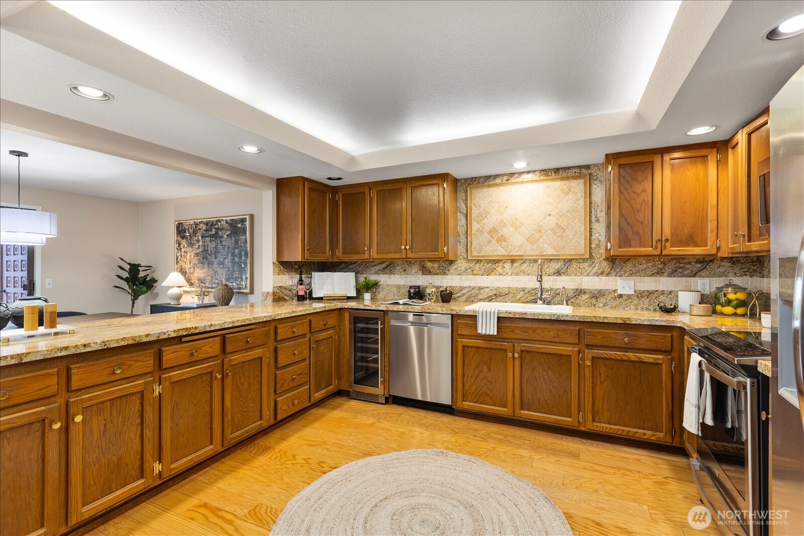 1005 5th Avenue South, Unit 301 Edmonds, WA 98020 - Photo 11 of 29