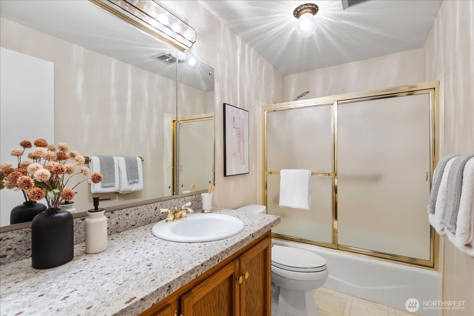 1005 5th Avenue South, Unit 301 Edmonds, WA 98020 - Photo 23 of 29